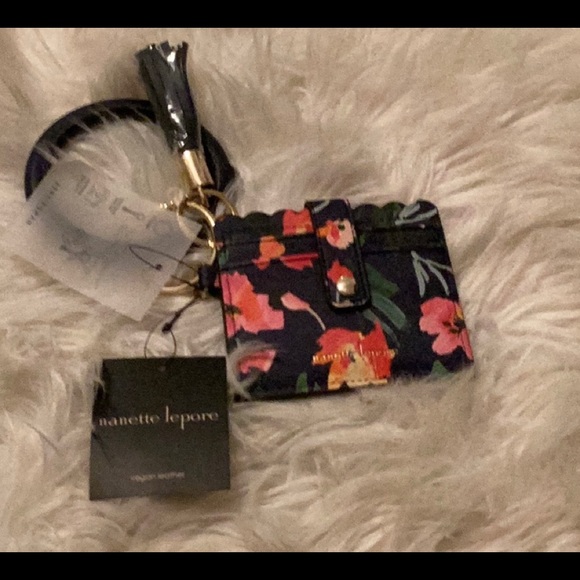 Nanette Lapore, NWT, Wristlet Wallet - Picture 6 of 8